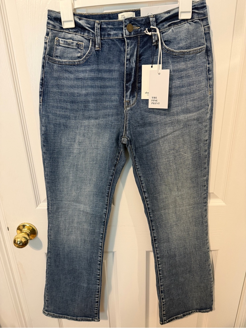 Straight-Leg Women's Jeans in Faded Blue